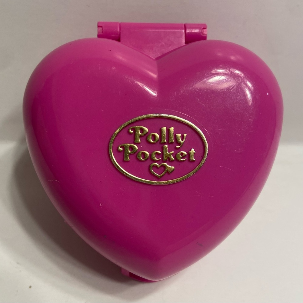 Polly and Her Puppies Heart Compact Vintage 1993 Bluebird Toys